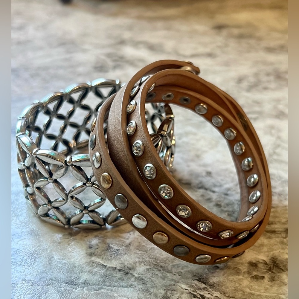 2 bracelets. One wrap bracelet and one stretch bracelet.